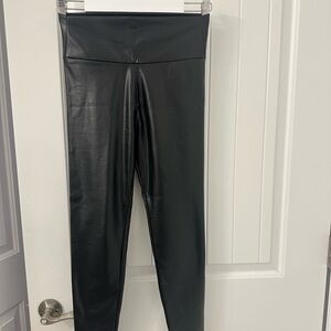 NWOT Black Women's Leggings